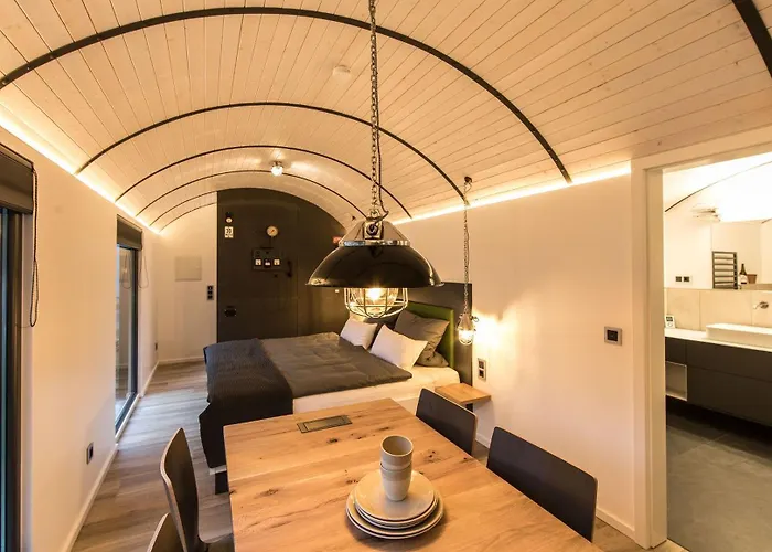 Lokomotel-Waggon, Luxus Appartment Im Eisenbahnwaggon